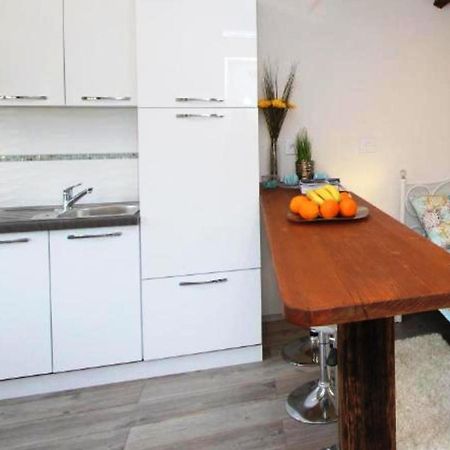 Augusta Apartment โรวีน ภายนอก รูปภาพ