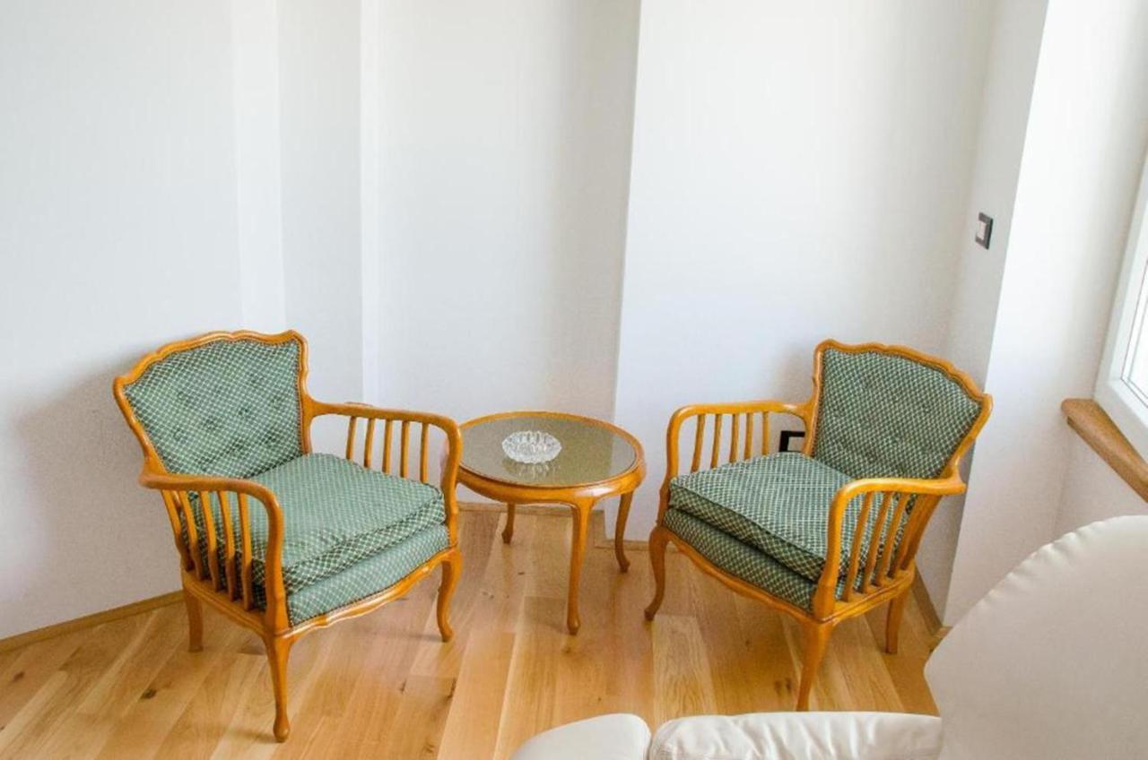 Augusta Apartment โรวีน ภายนอก รูปภาพ