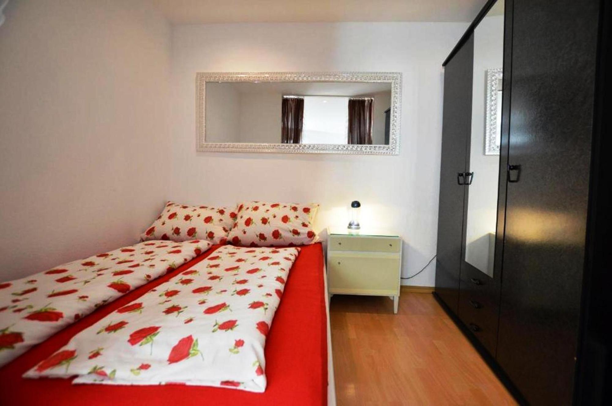 Augusta Apartment โรวีน ภายนอก รูปภาพ