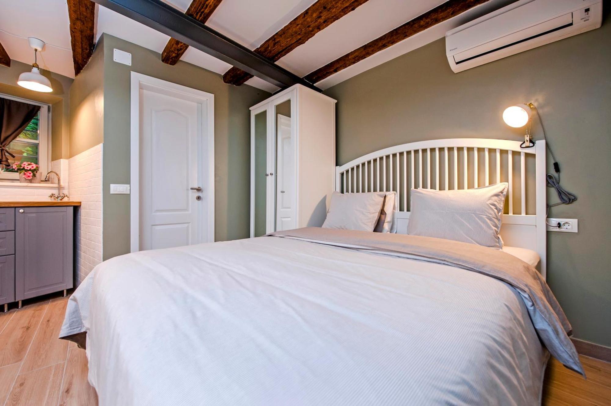 Augusta Apartment โรวีน ภายนอก รูปภาพ